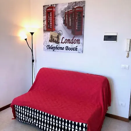 Happy Days Apartments Apartment